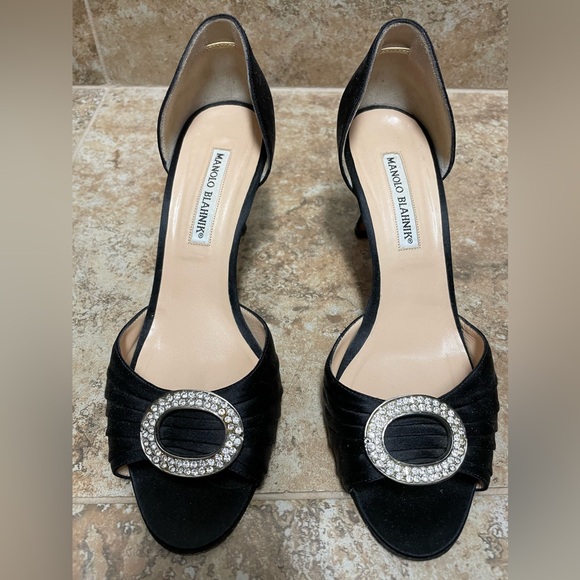 Manolo Blahnik black satin Sedaraby D’Orsay heels size 39 - Picture 2 of 13